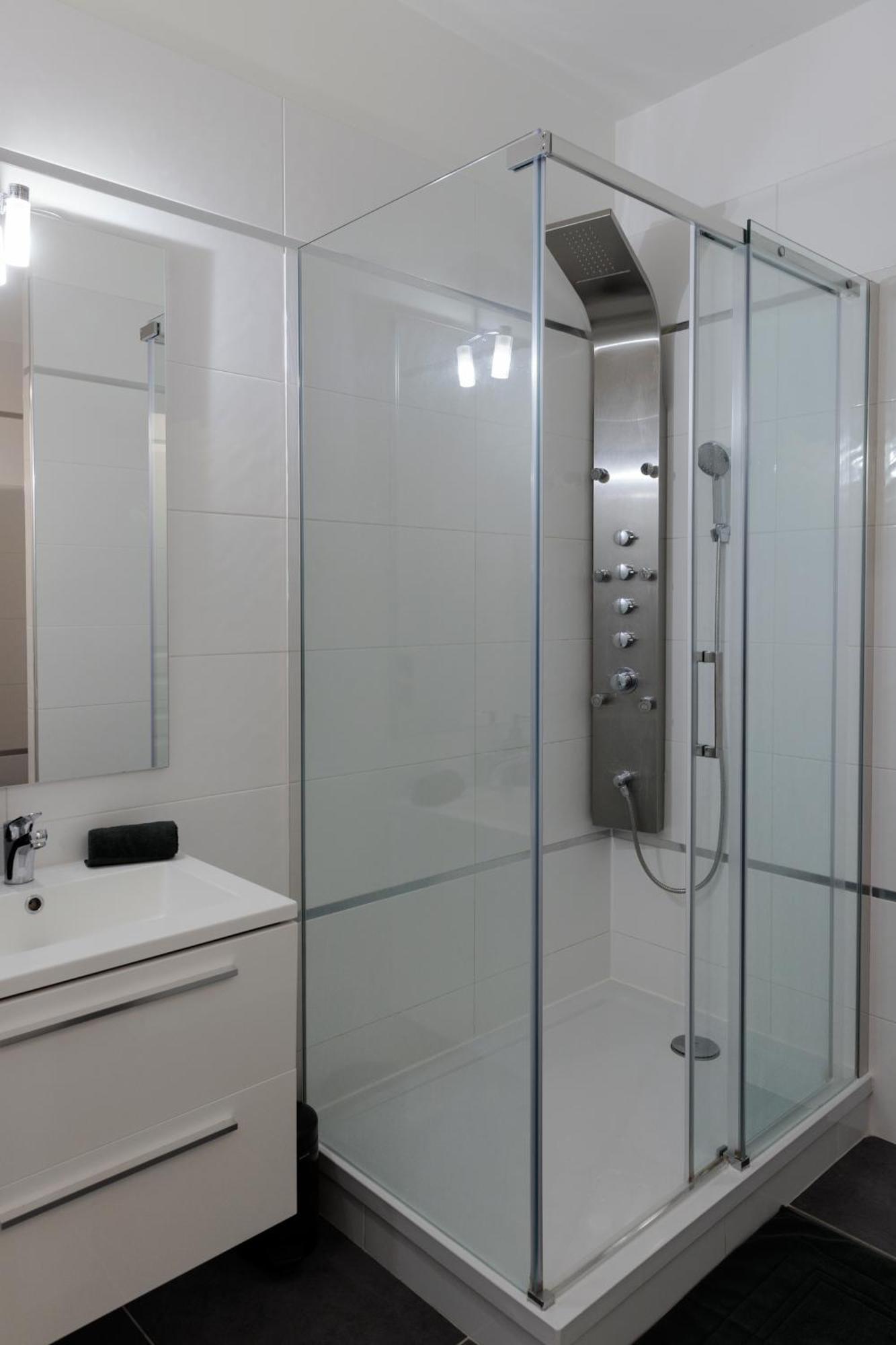 Manhattan Loft - Centre - 5 Mn A Pied Gare - Parking Prive - Patio تروي المظهر الخارجي الصورة